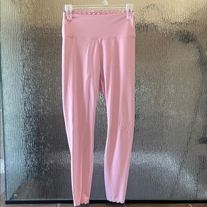 IVL Scalloped Pink Women's Leggings